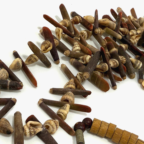 Lot of 6 Vtg Wood Carved Safari Animal Bead Necklace & Earrings Elephant Giraffe - Picture 4 of 16